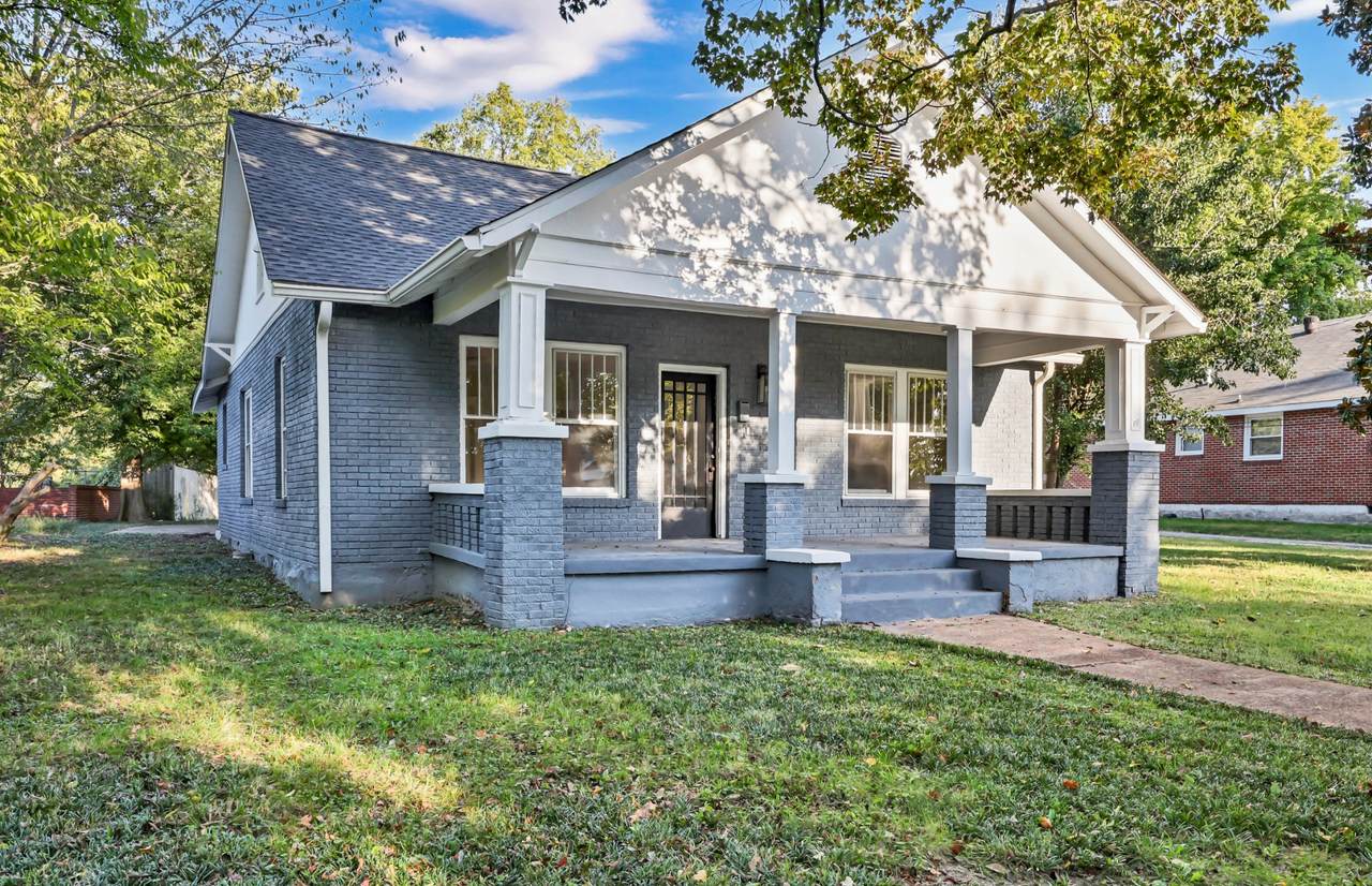 615 Greenwood Ave - Photo 1