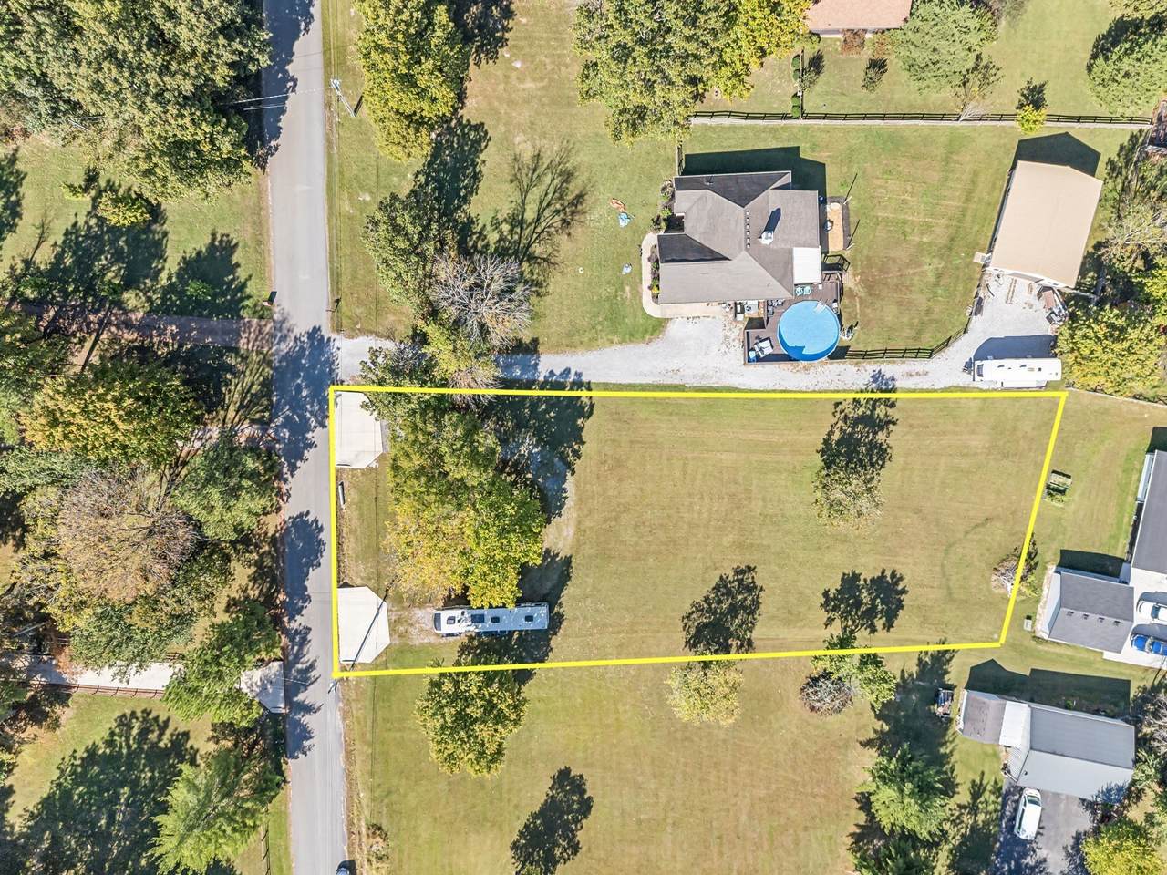 404 Cajawa Dr - Photo 1