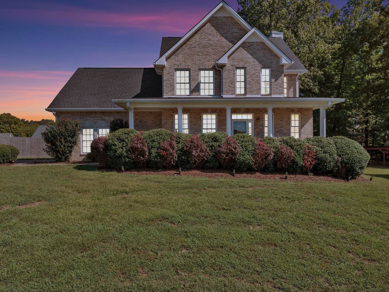 133 Bellingham Way - Photo 1