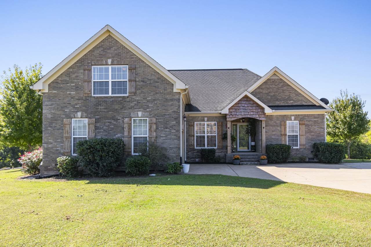 1851 Lochlann Dr - Photo 1