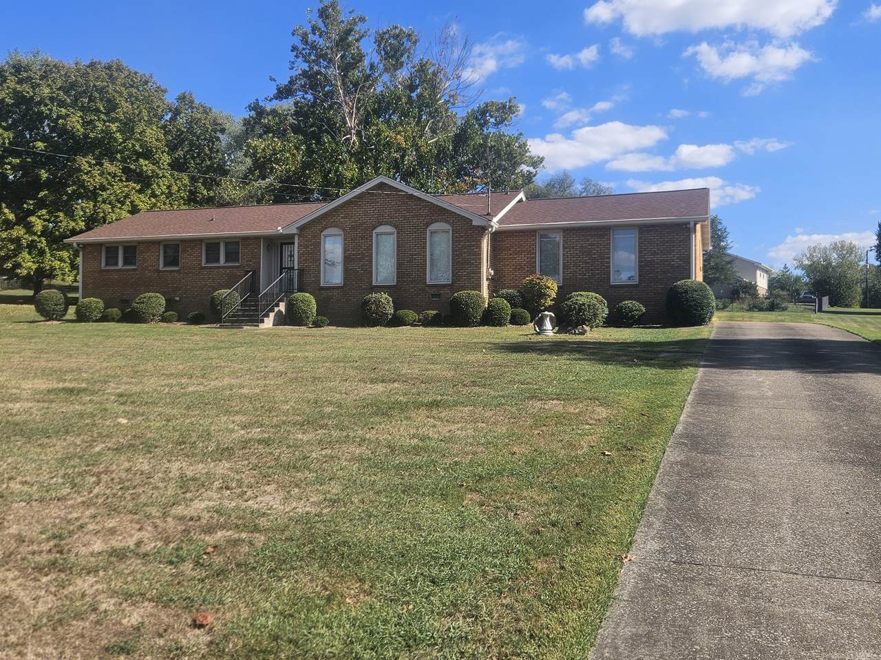 509 W Angela Cir - Photo 1