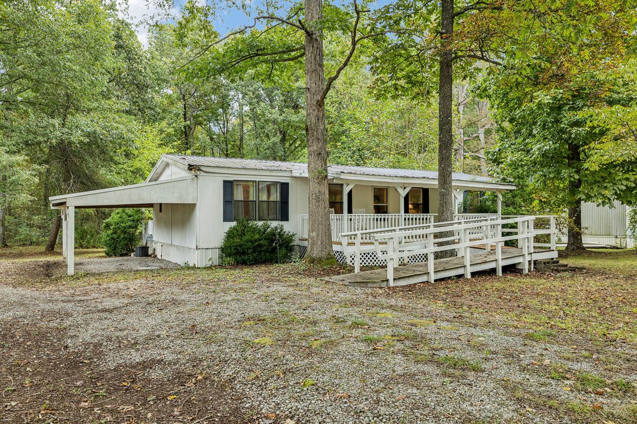 146 Enfield Dr - Photo 1