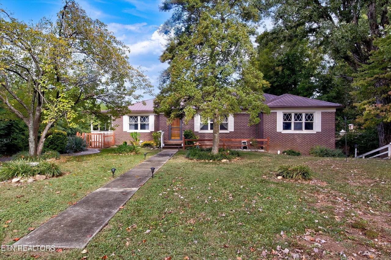 653 E Hunt Rd - Photo 1