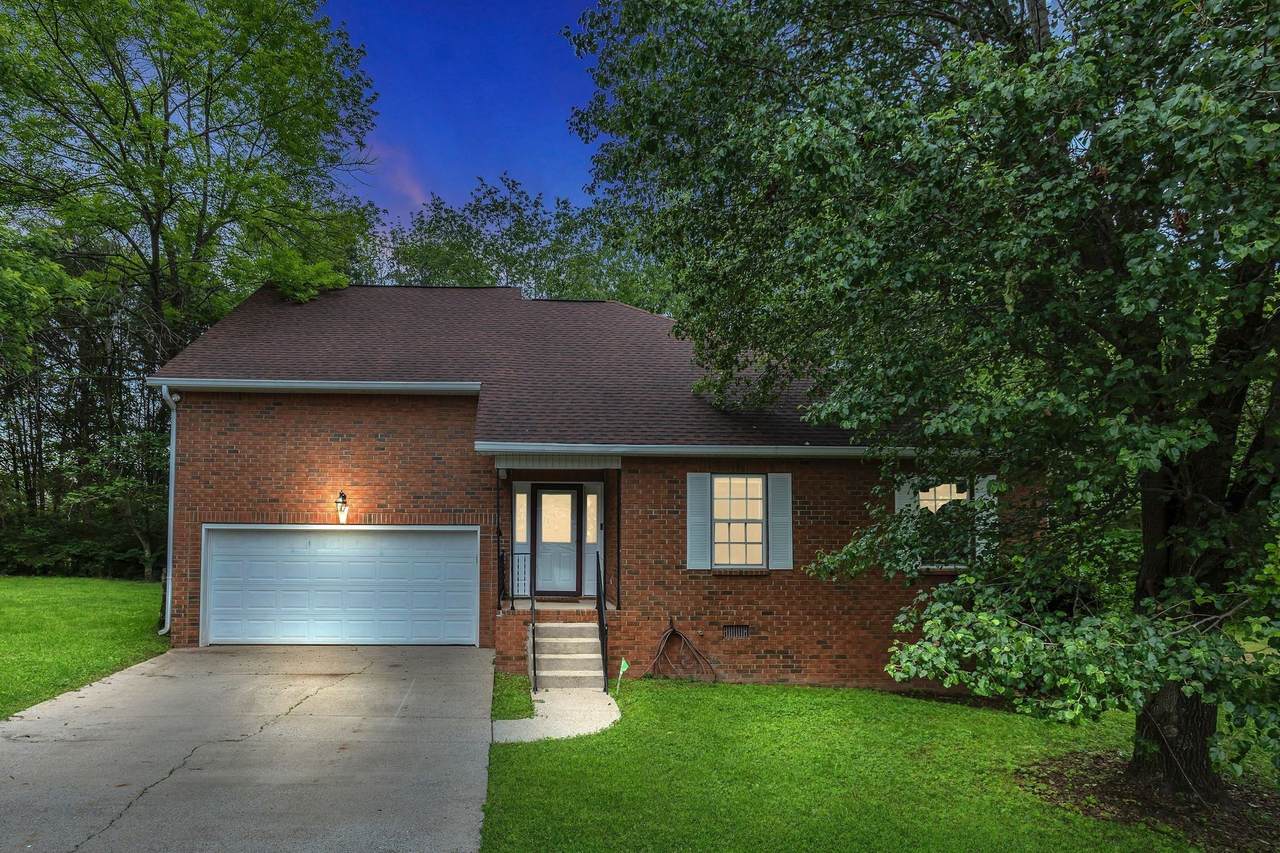 121 Buena Vista Ct - Photo 1