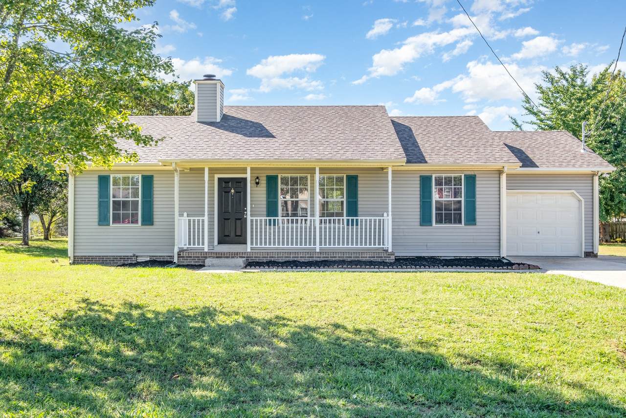 605 Hollandale Rd - Photo 1