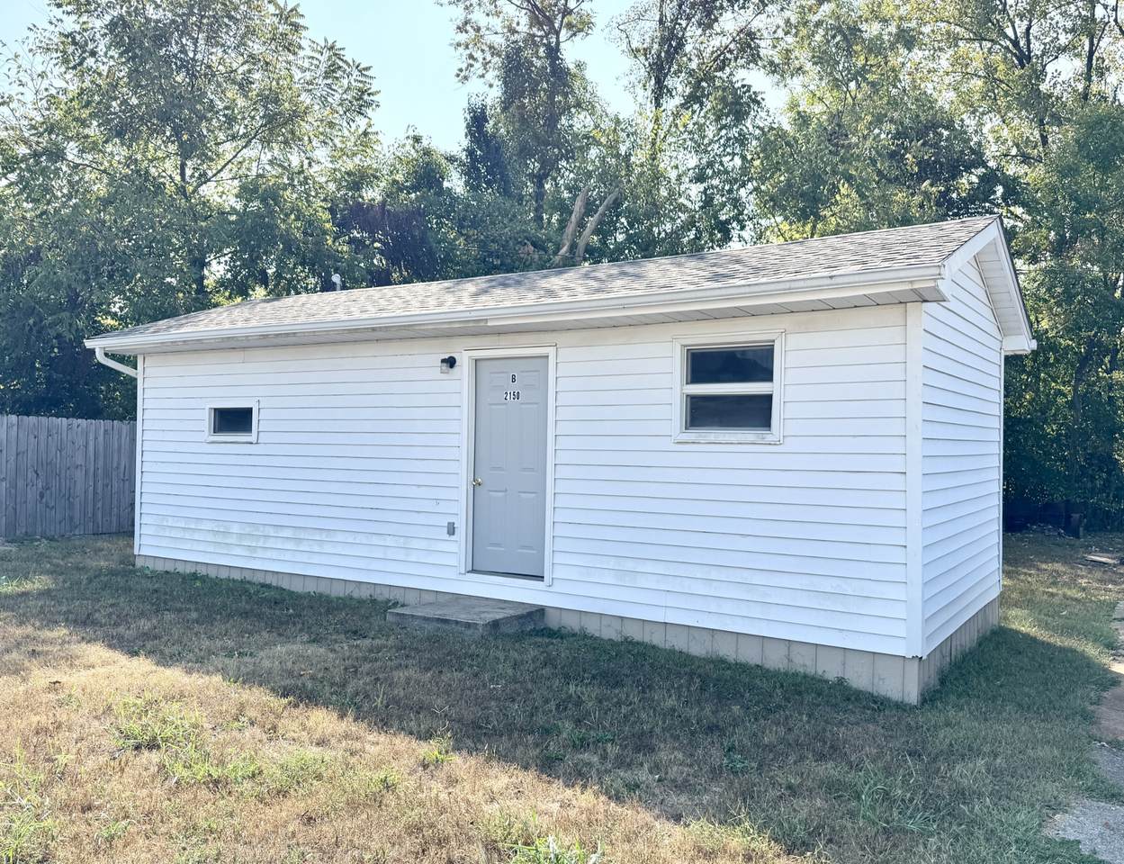 2150B Fort Campbell Blvd - Photo 1