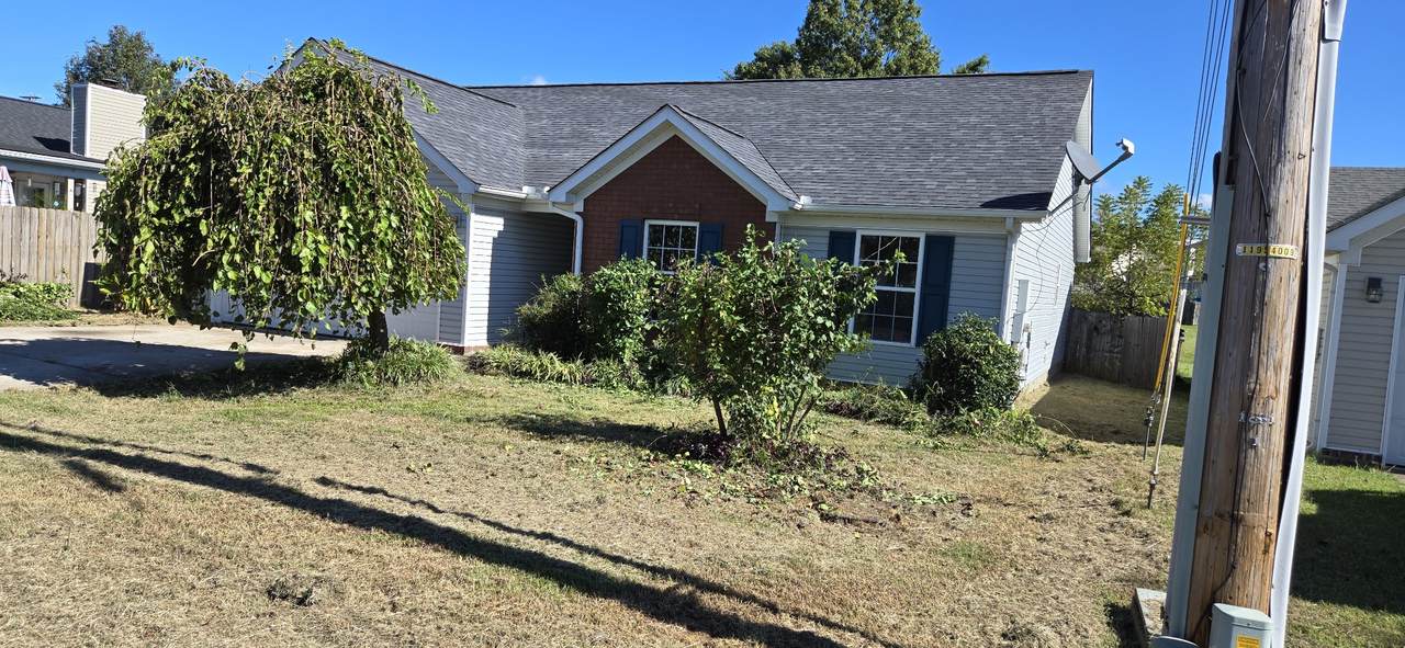 705 Winchester Pl - Photo 1