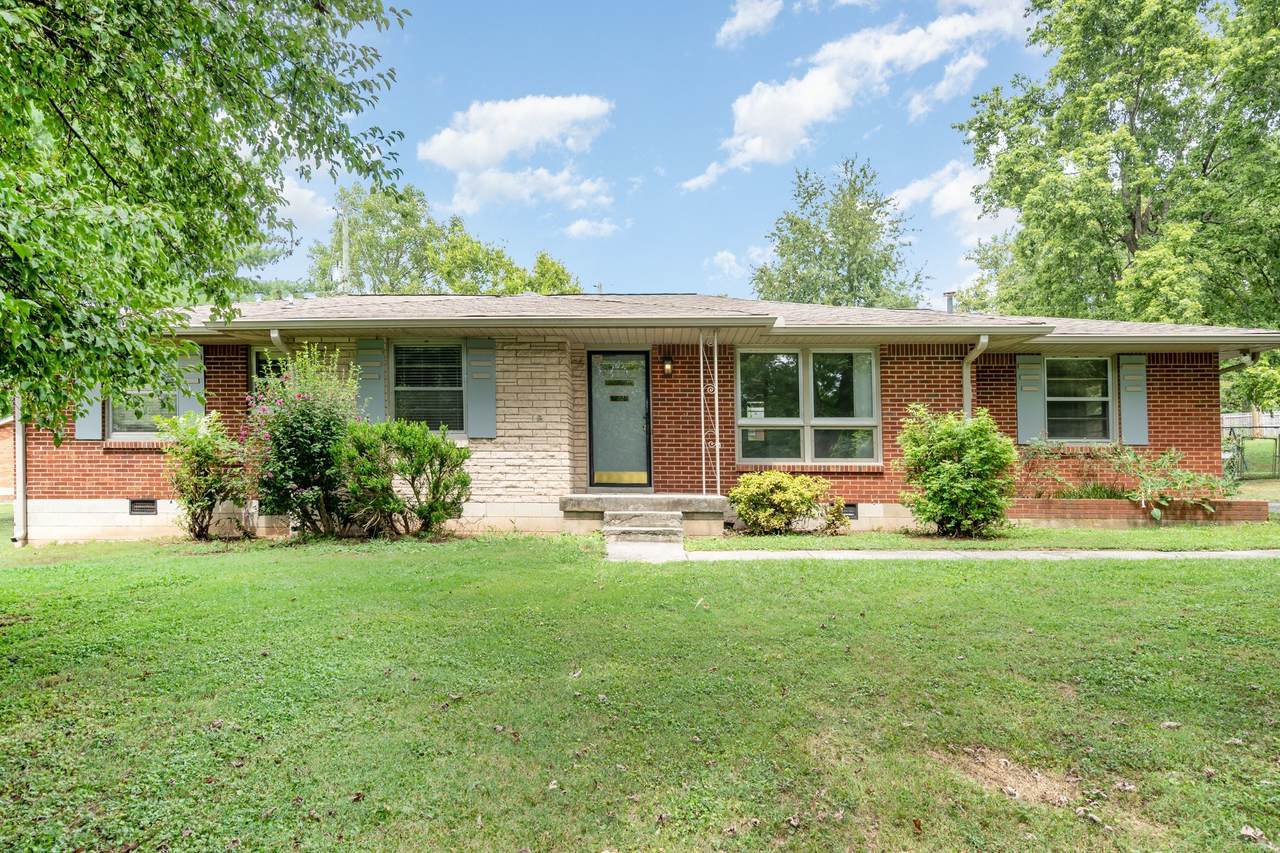 2404 Dundee Ln - Photo 1