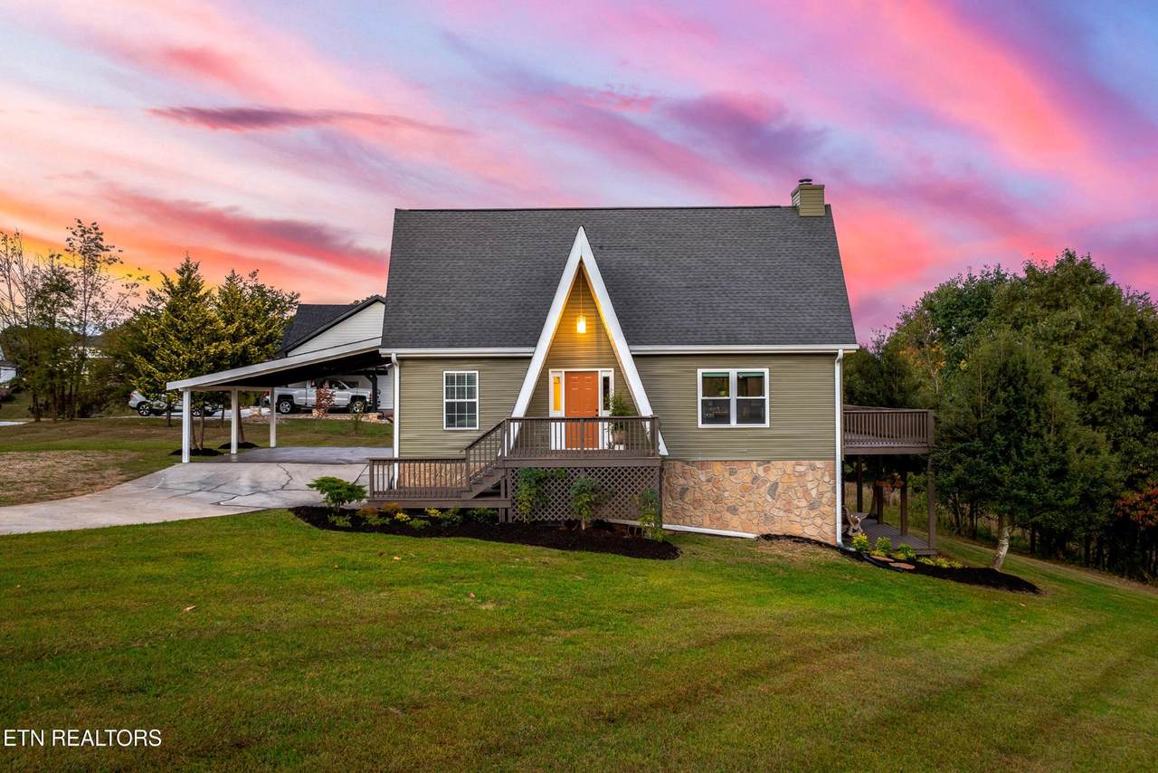 836 River Cliff Drive - Photo 1