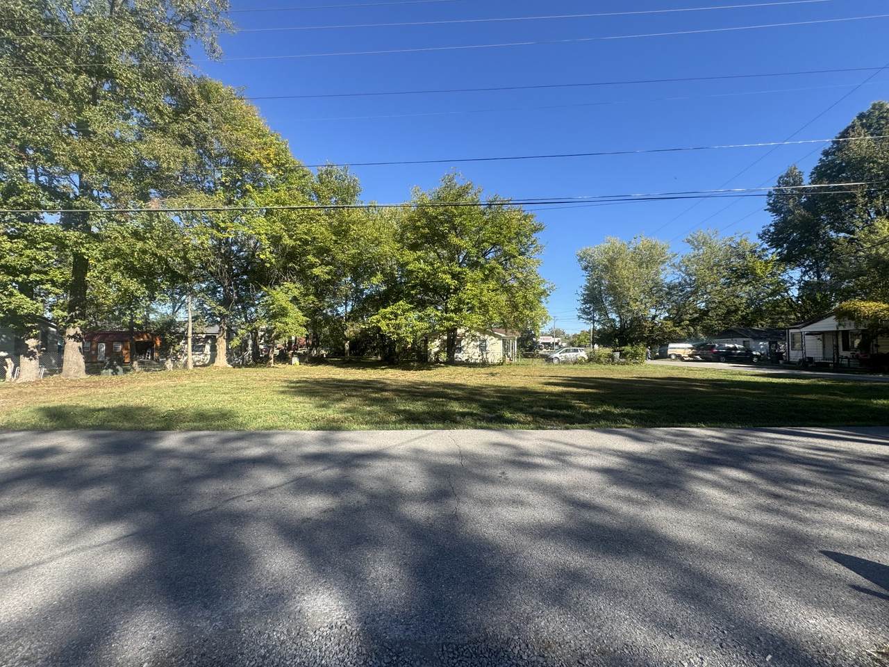 201 Strawberry St - Photo 1