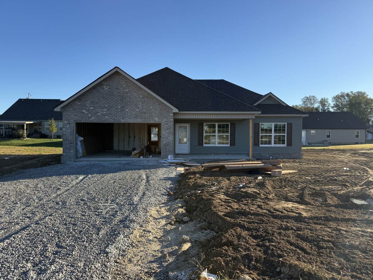 131 Hilltop St - Photo 1