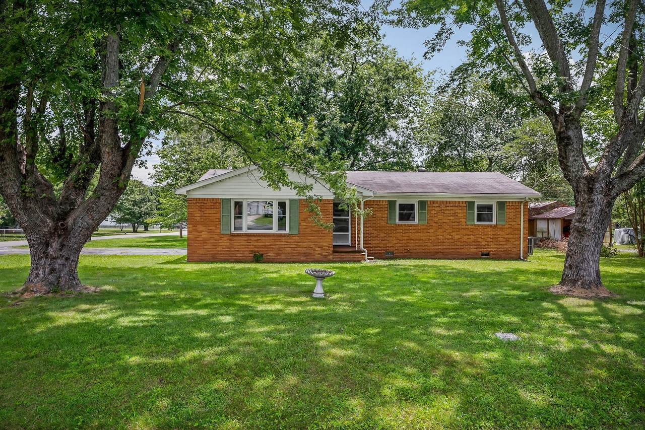 822 Luttrell Ave - Photo 1