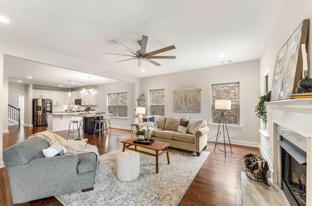 4651 Maryweather Ln - Photo 1