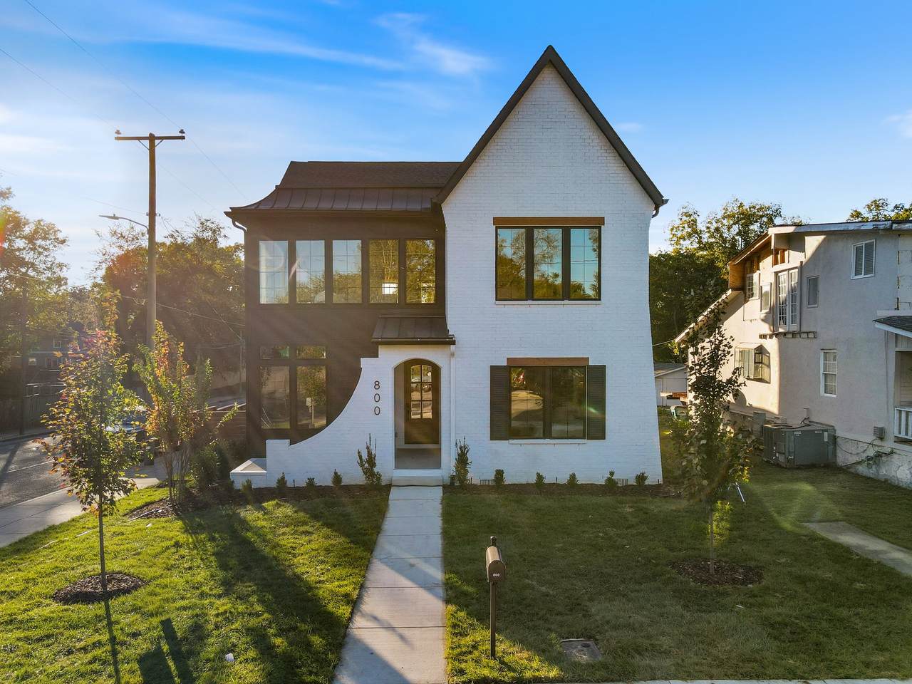 800 Stockell St - Photo 1