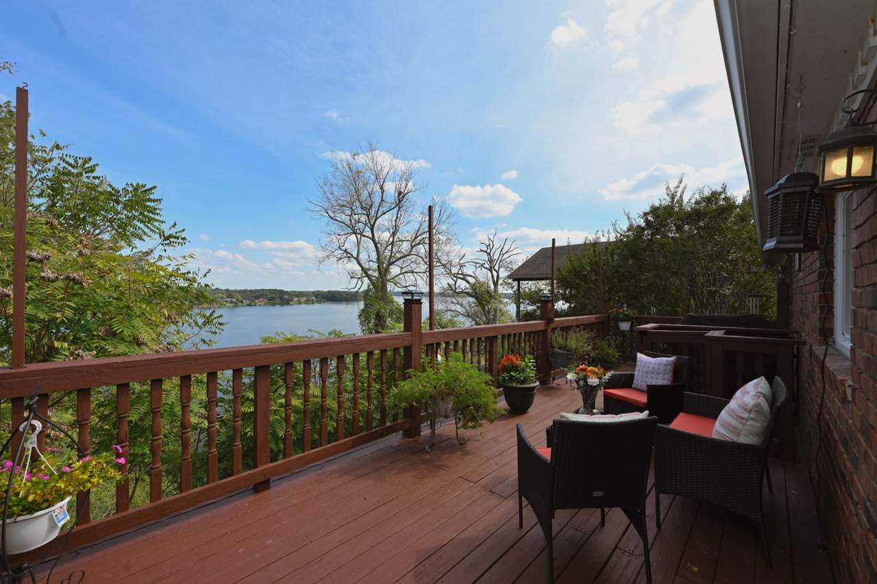 803B Riverside Rd - Photo 1