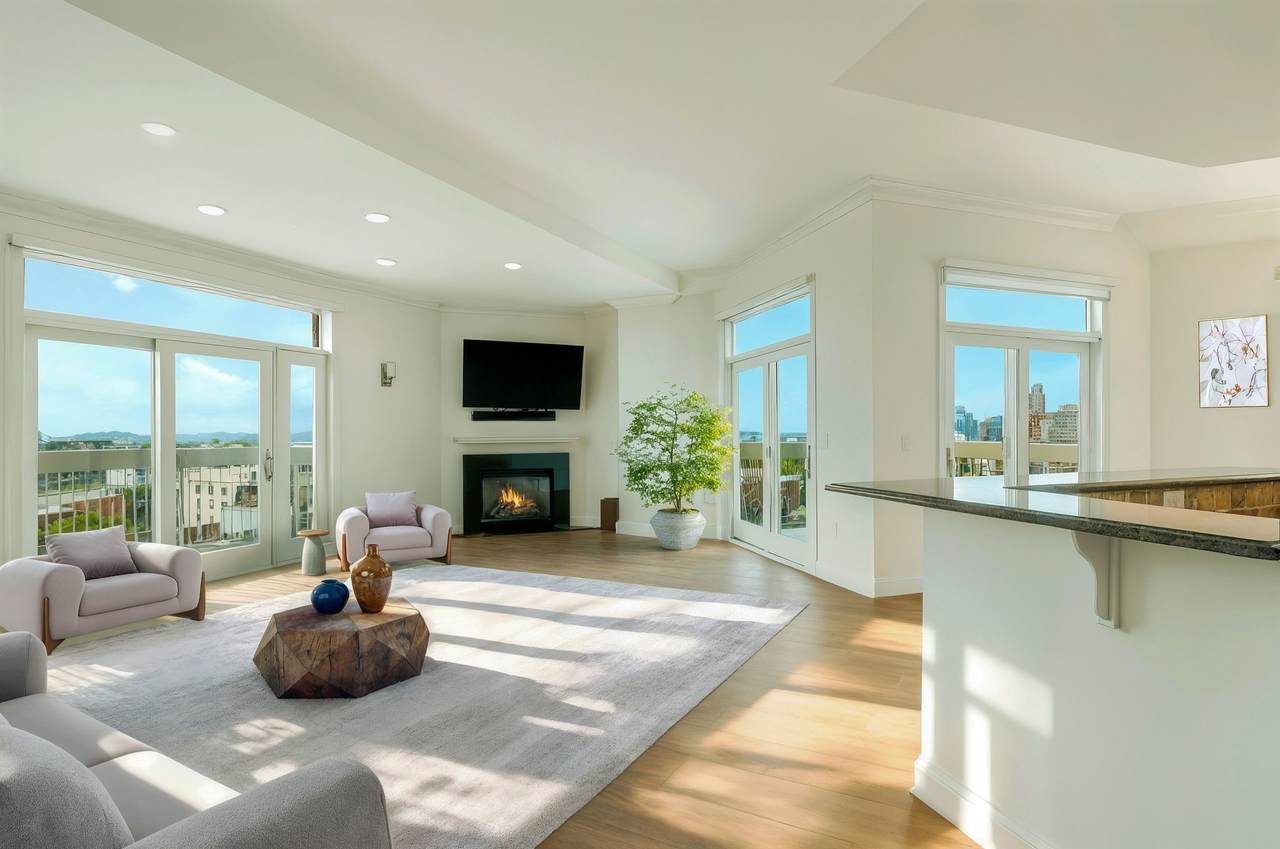 110 31st Ave - Photo 1