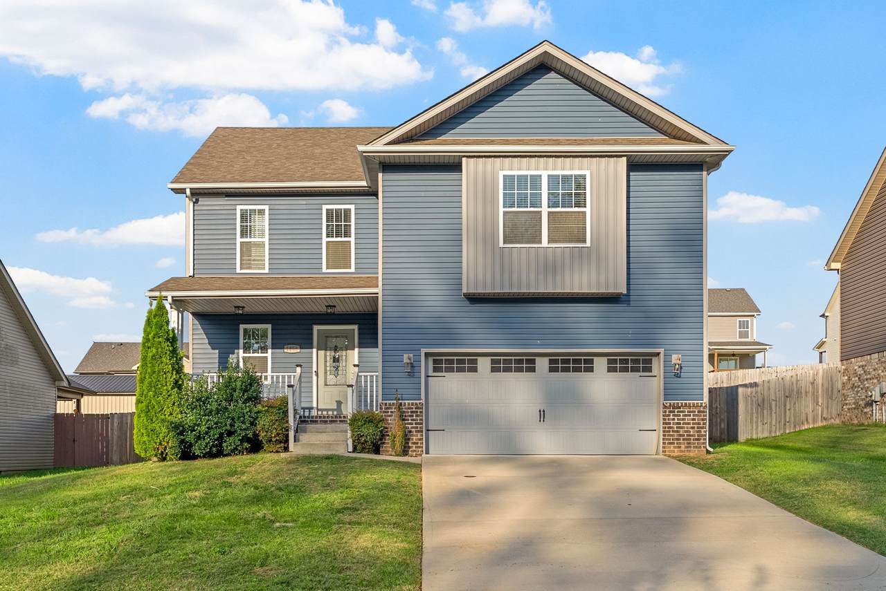 1184 Elizabeth Ln - Photo 1