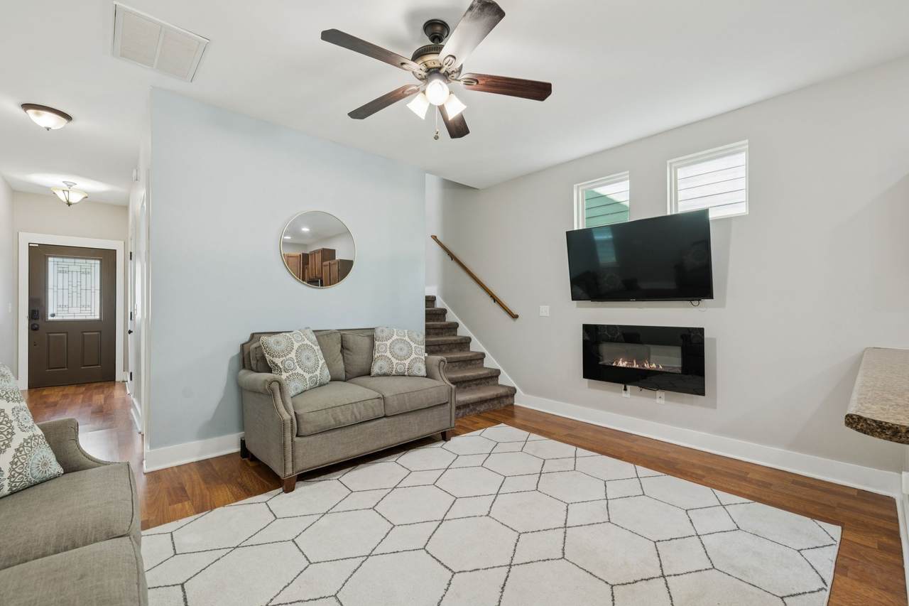 104 Shiaway Ct - Photo 1