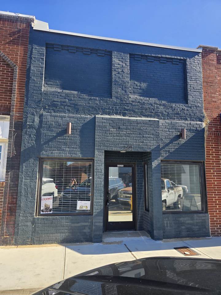 101 S Main St - Photo 1