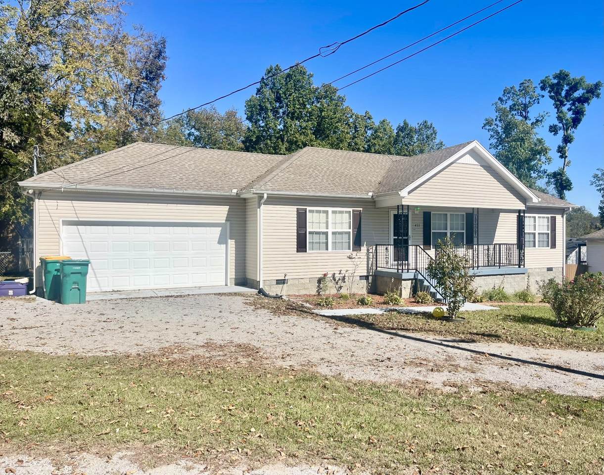 411 Elm Ave - Photo 1