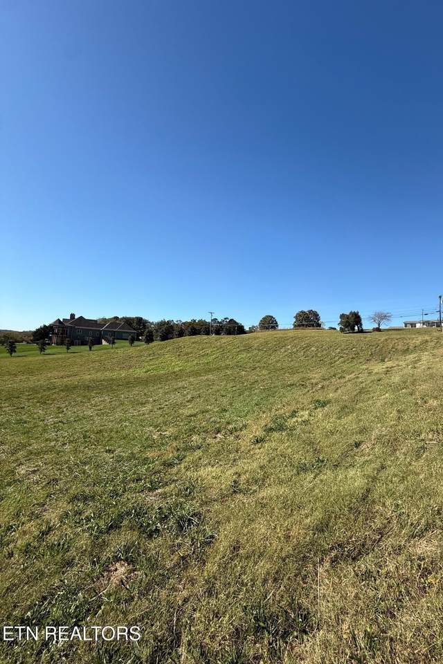 7720 W Emory Rd - Photo 1