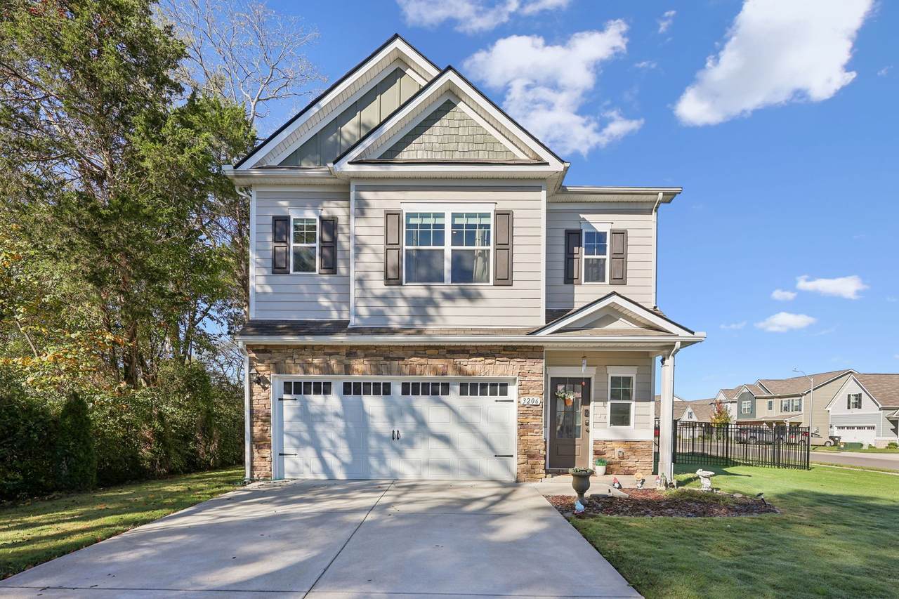 3206 Holderwood Dr - Photo 1