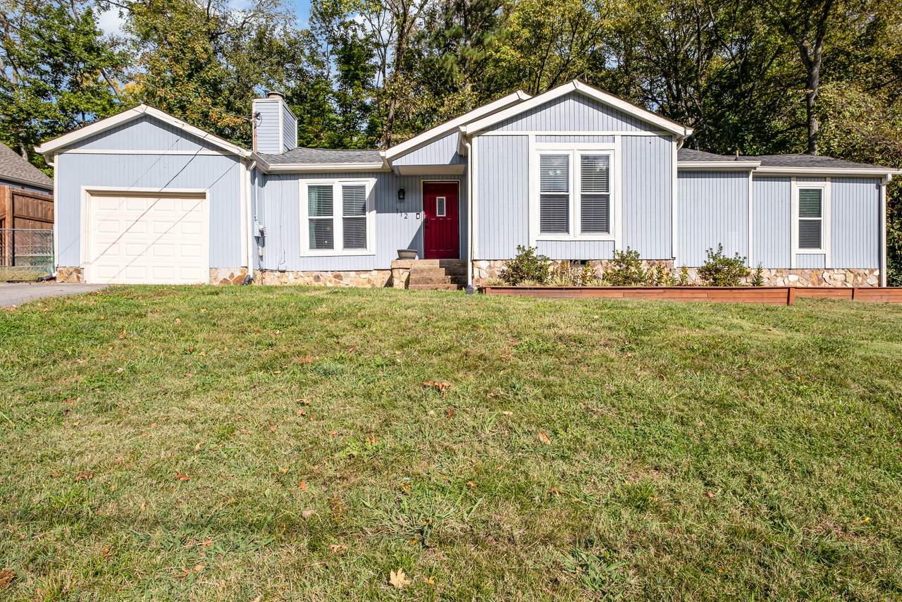 112 Vickey Ct - Photo 1