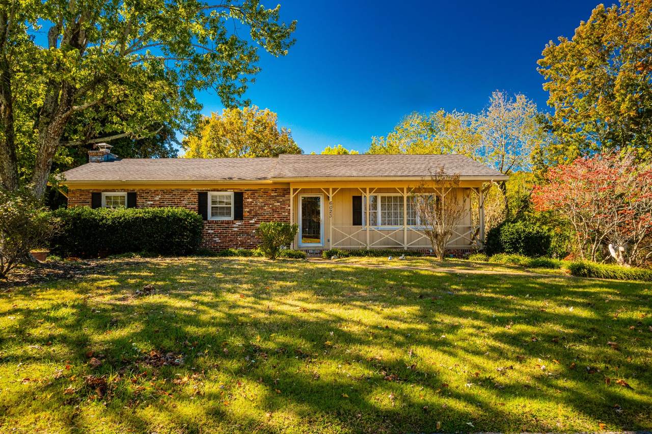 6023 Stardust Trail - Photo 1