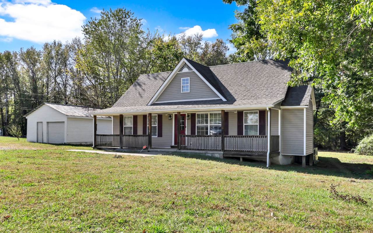 2550 Lylewood Rd - Photo 1