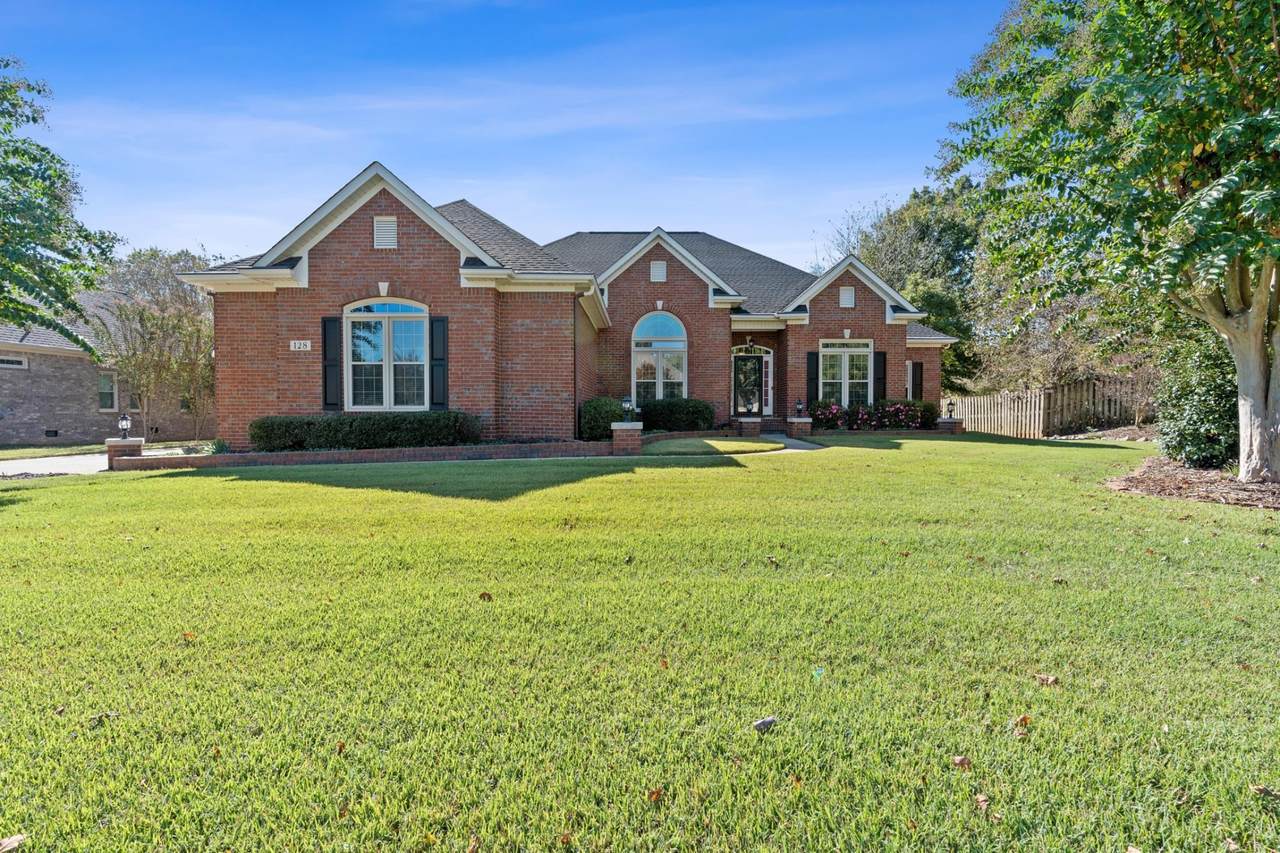 128 Holbrook Dr - Photo 1