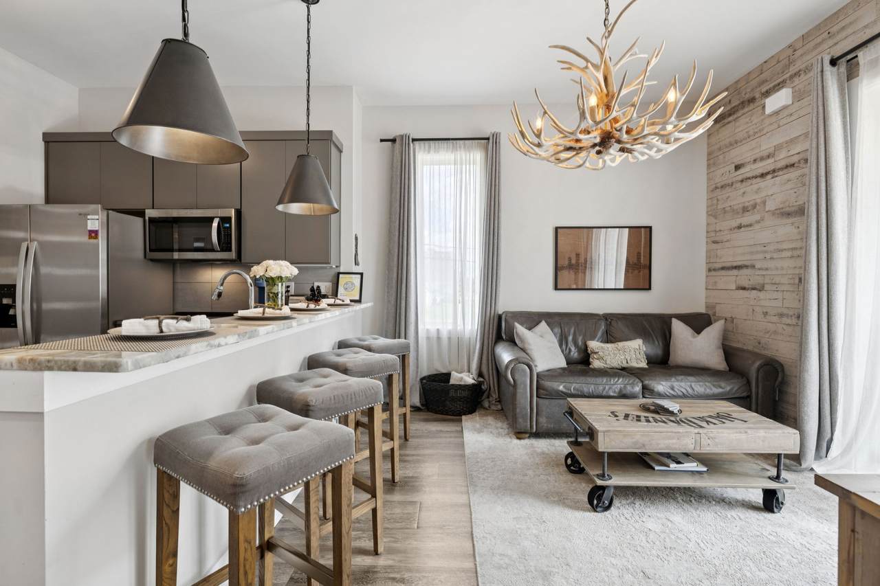 2521 Clifton Ave - Photo 1