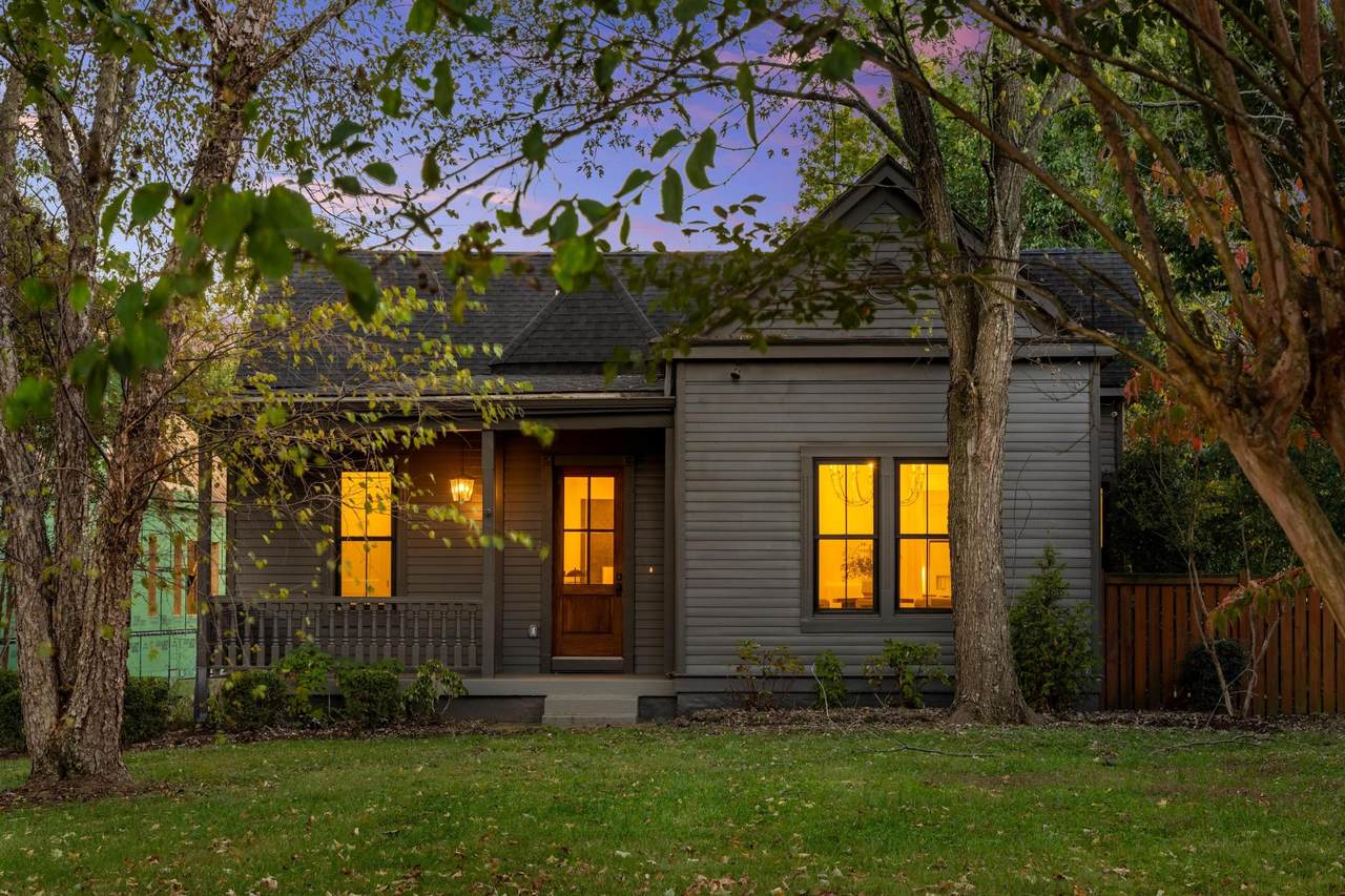 1704 Eastland Ave - Photo 1