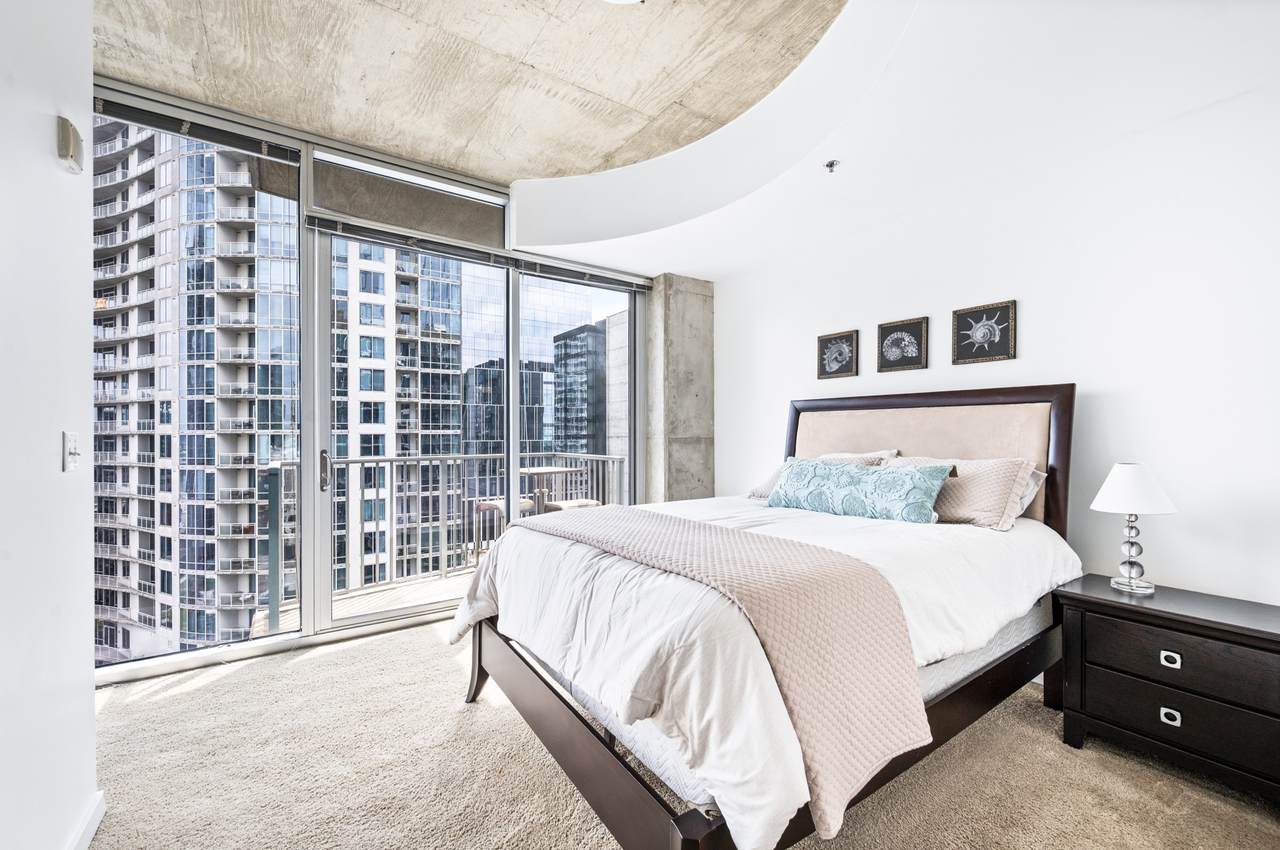 301 Demonbreun St - Photo 1