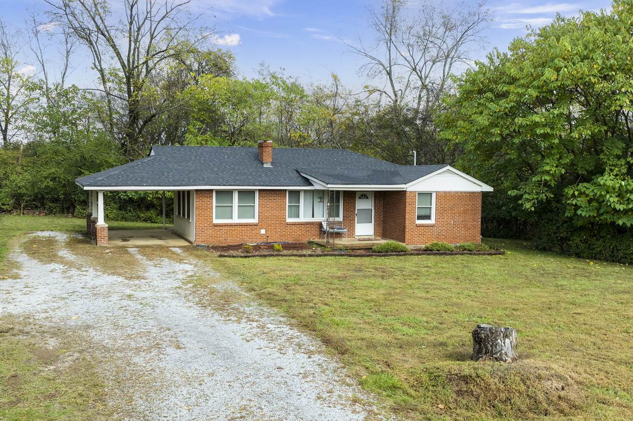 1405 Hartsville Pike - Photo 1