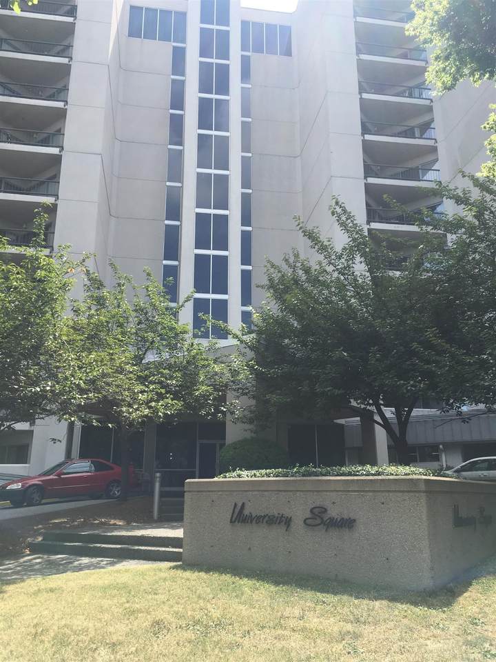 900 19th Ave - Photo 1