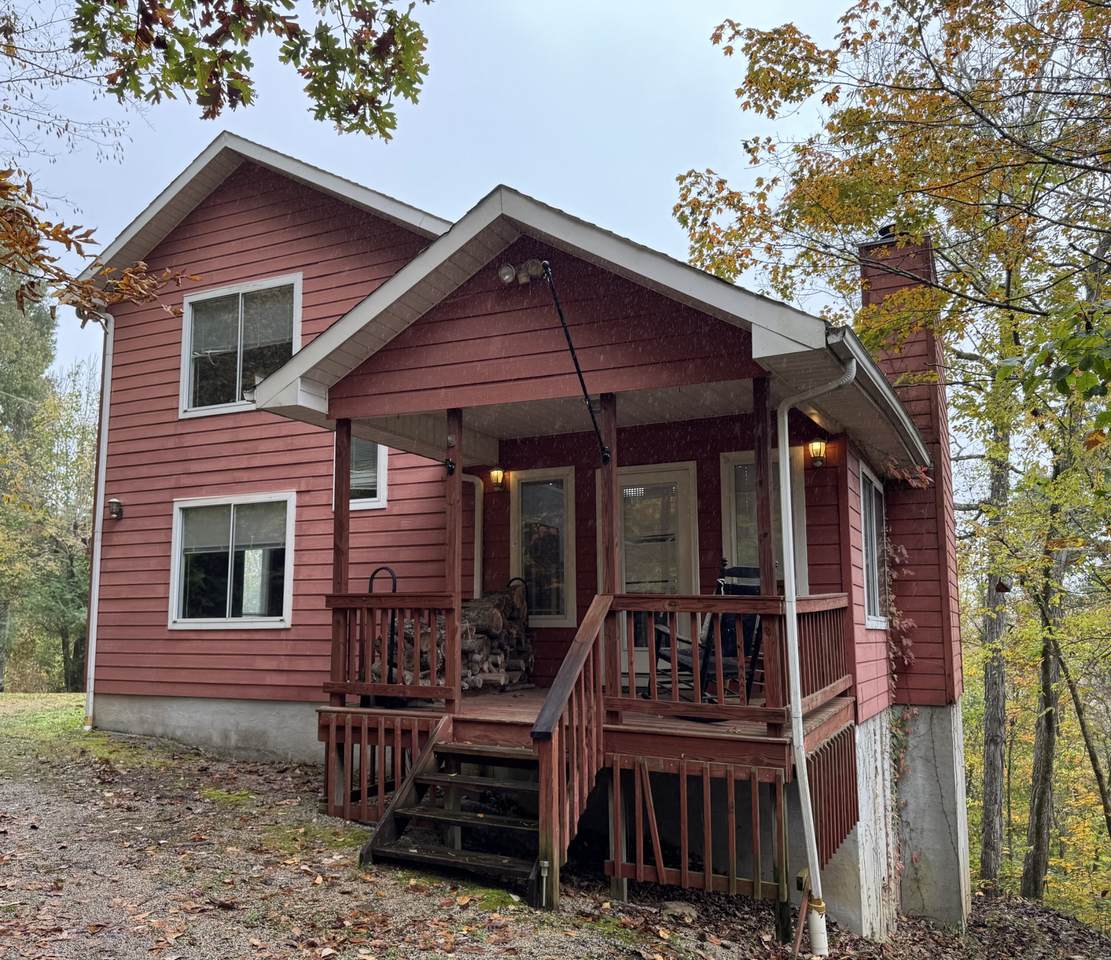 1052 Cherokee Dr - Photo 1