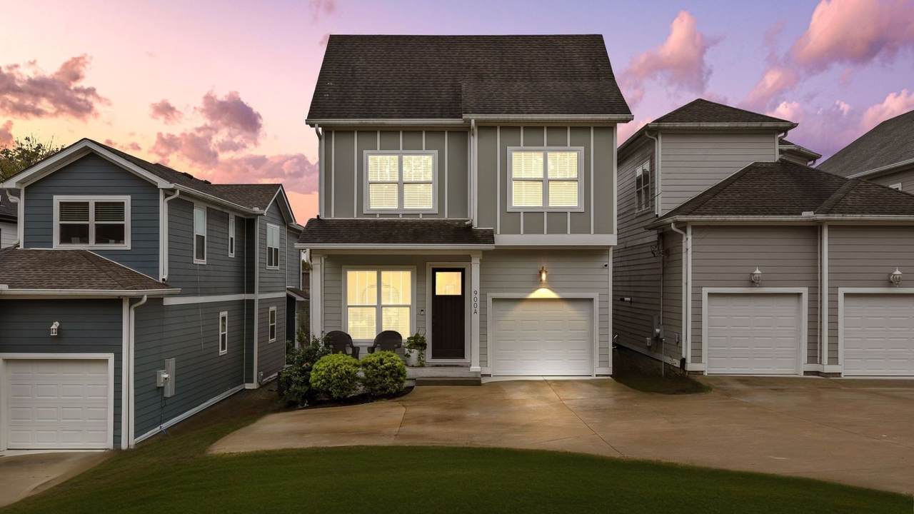 900A Youngs Ln - Photo 1