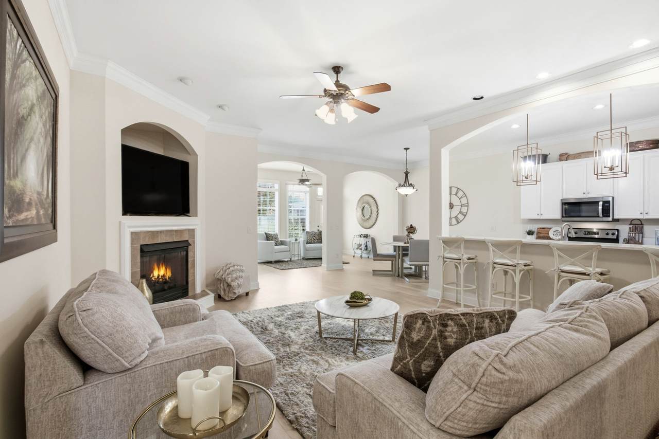 1221 Chickadee Cir - Photo 1