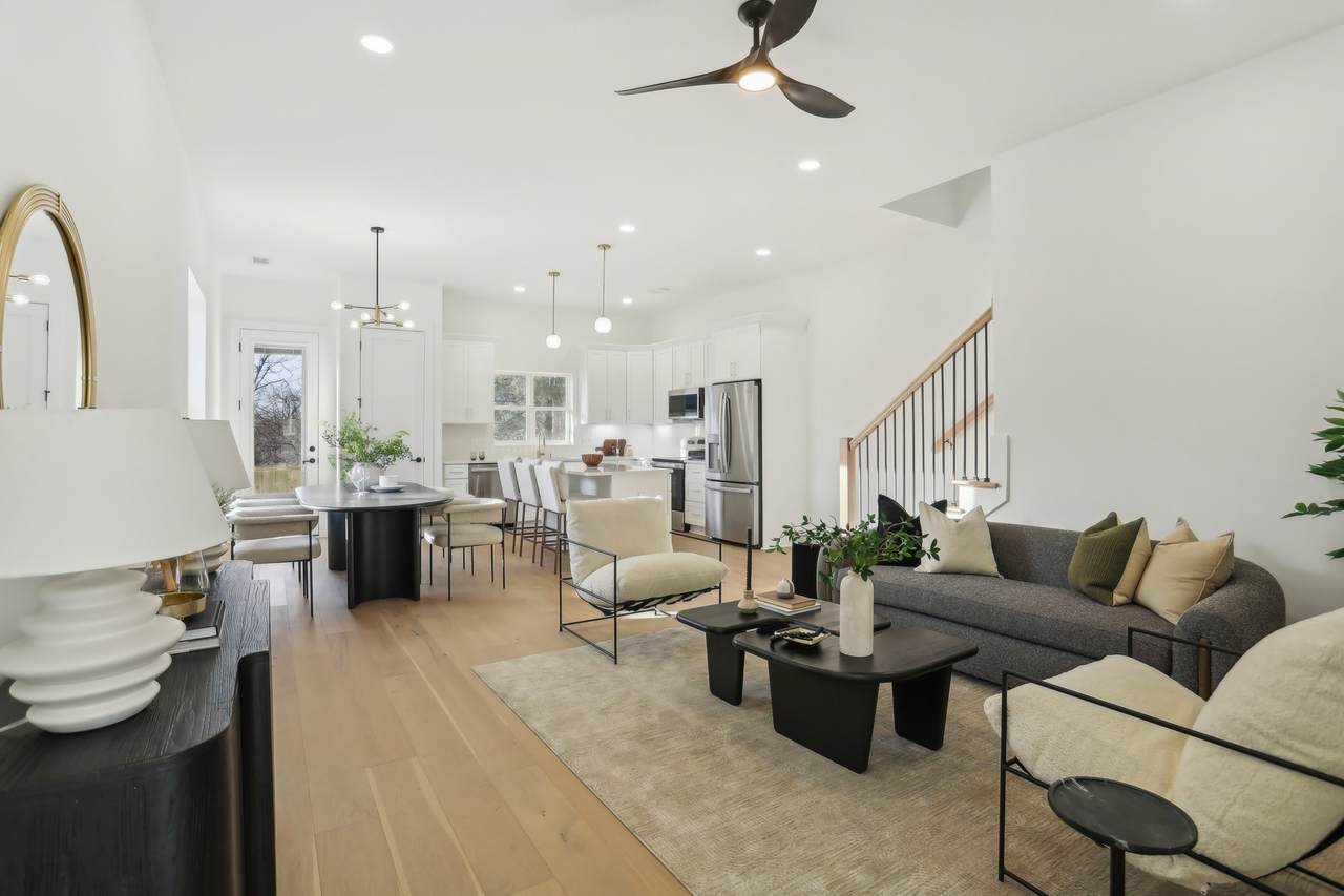 303A Luna Dr - Photo 1