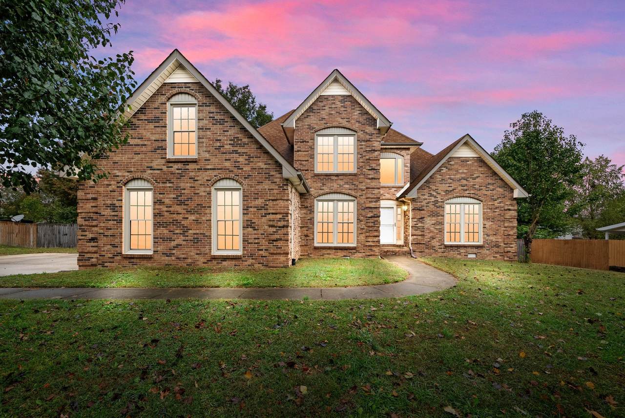 1421 Dr Meade Ln - Photo 1