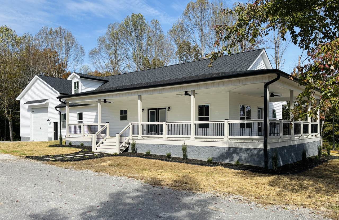 758 Dearman St - Photo 1