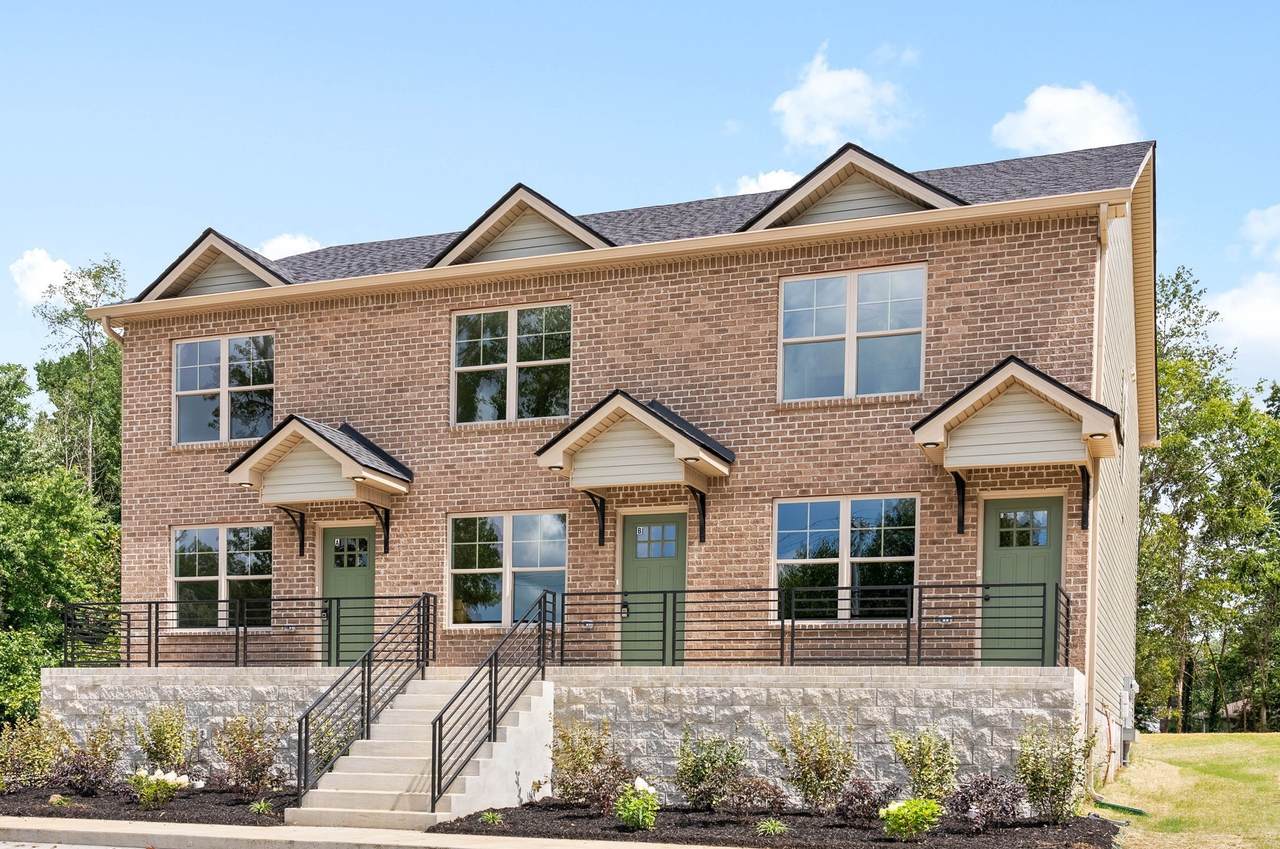 923 Greenwood Ave - Photo 1