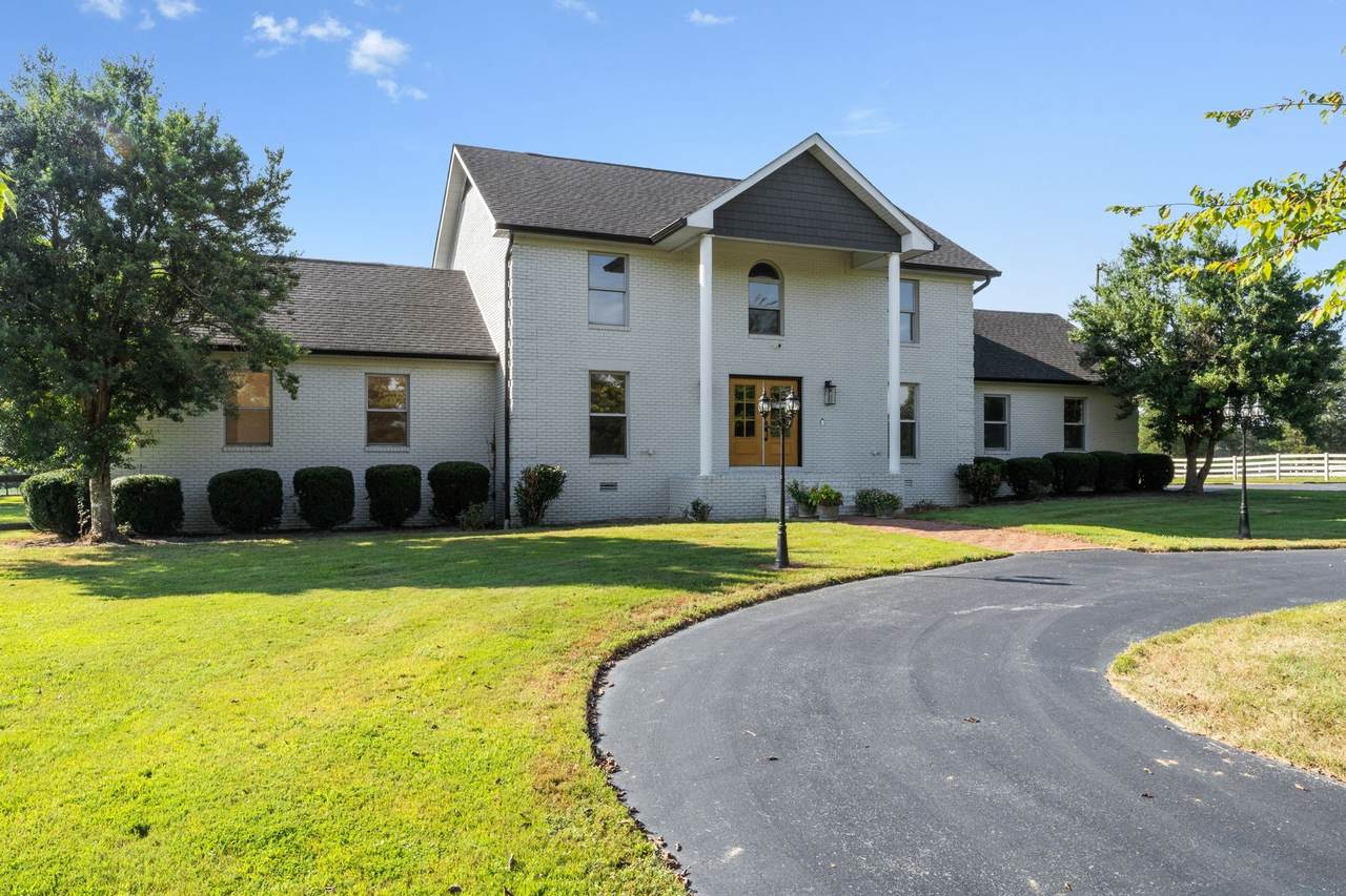 3935 Harmony Grove Rd - Photo 1