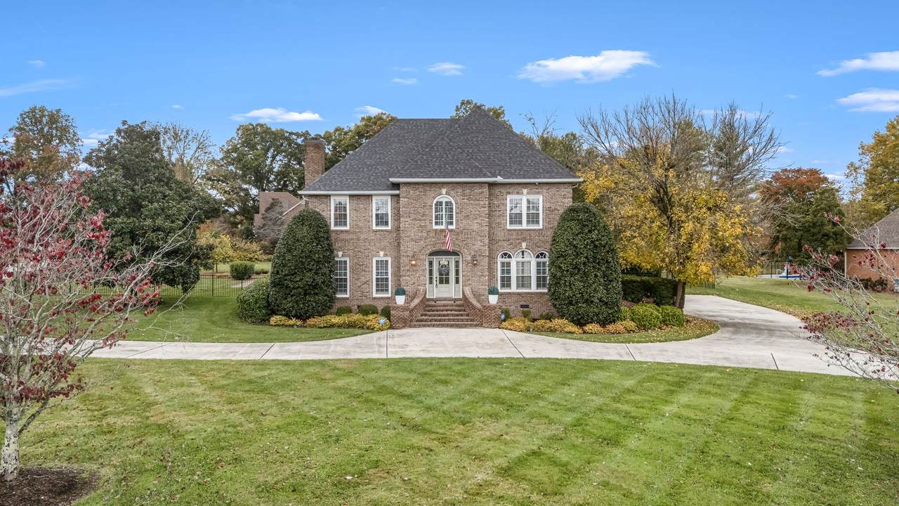 101 Fairways Blvd - Photo 1