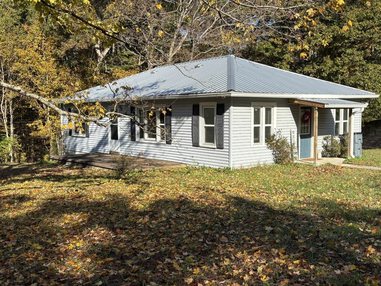 1580 Old Airport Rd - Photo 1