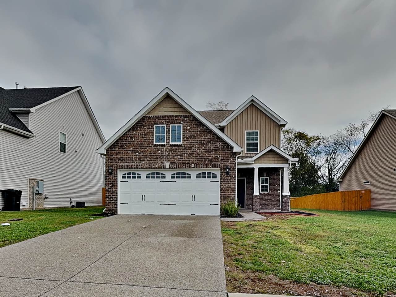 1372 Wentworth Dr - Photo 1