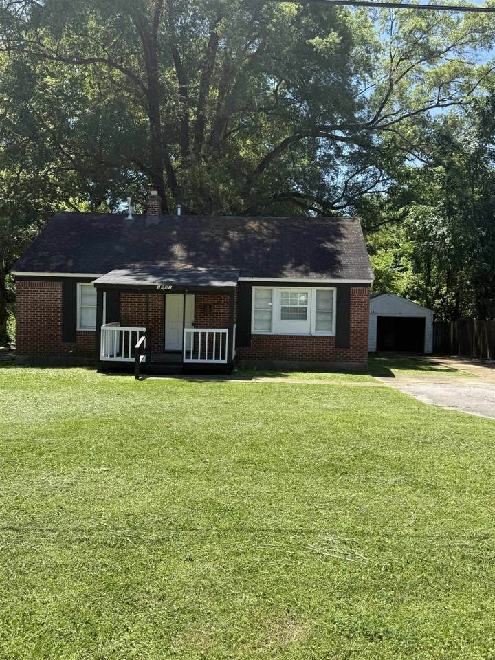 1831 Dupont Ave - Photo 1