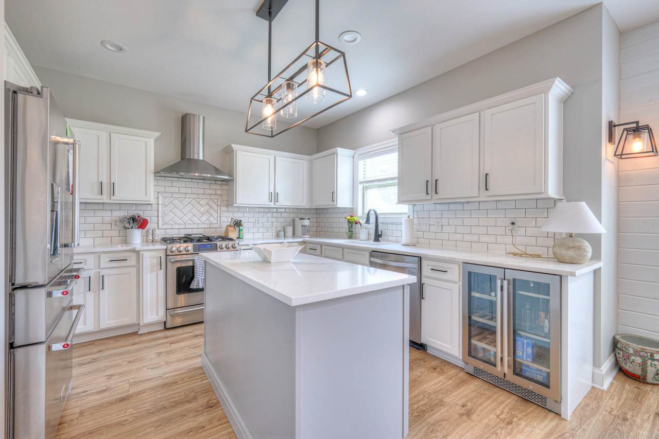 4215 Cortez Dr - Photo 1