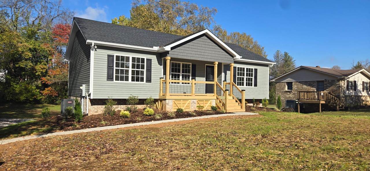 308 Dekalb St - Photo 1