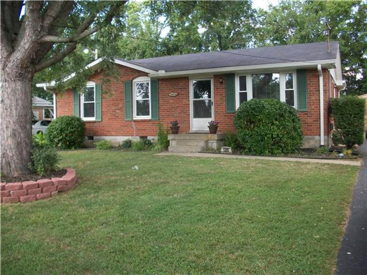 1305 Raden Dr - Photo 1